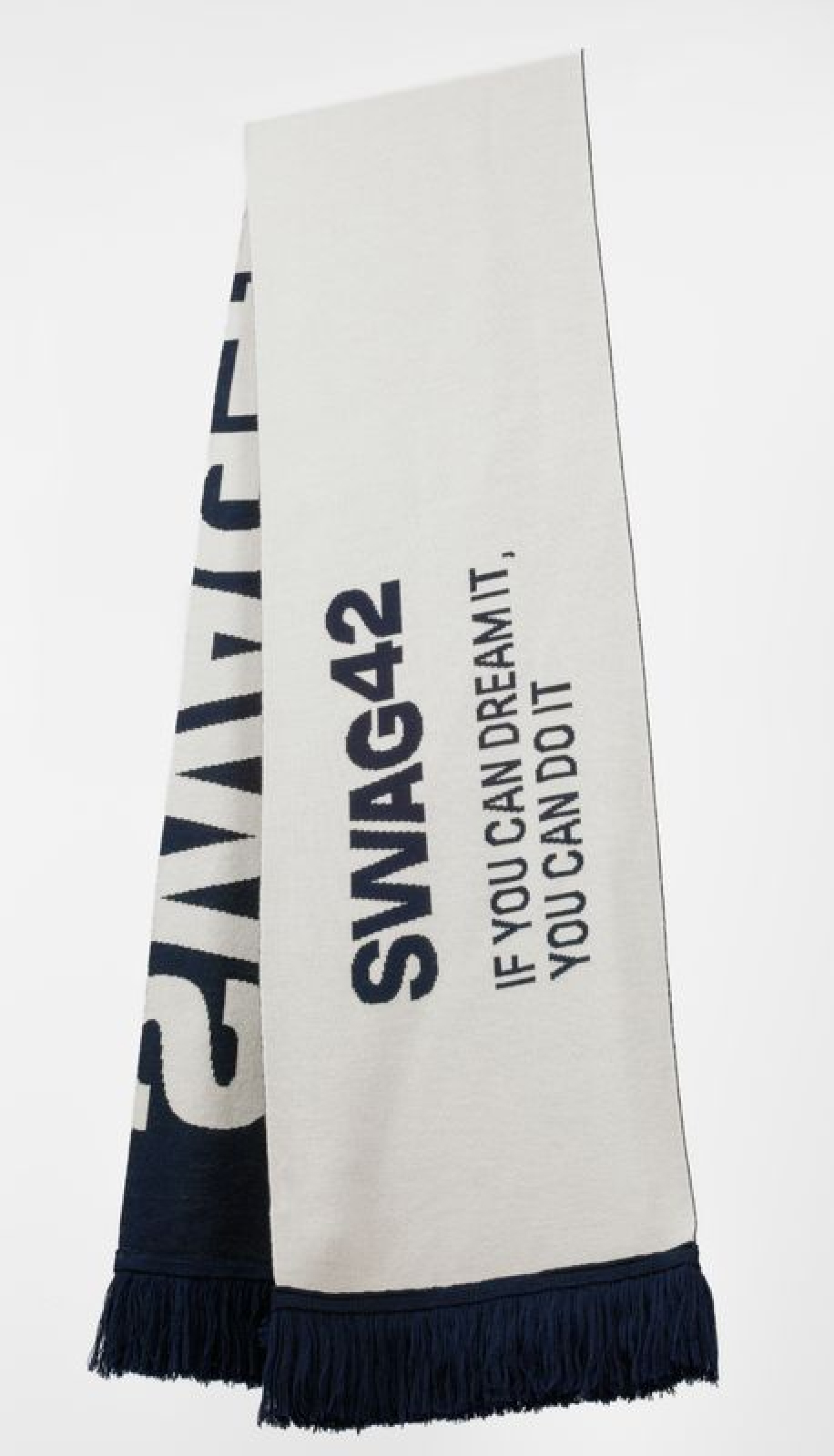 Warm merino scarf with branding