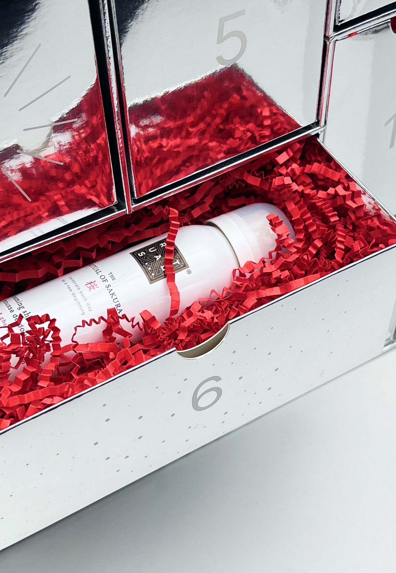 Rituals cosmetics for corporate Christmas gifts for employees