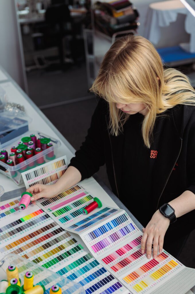 Choosing threads for embroidery