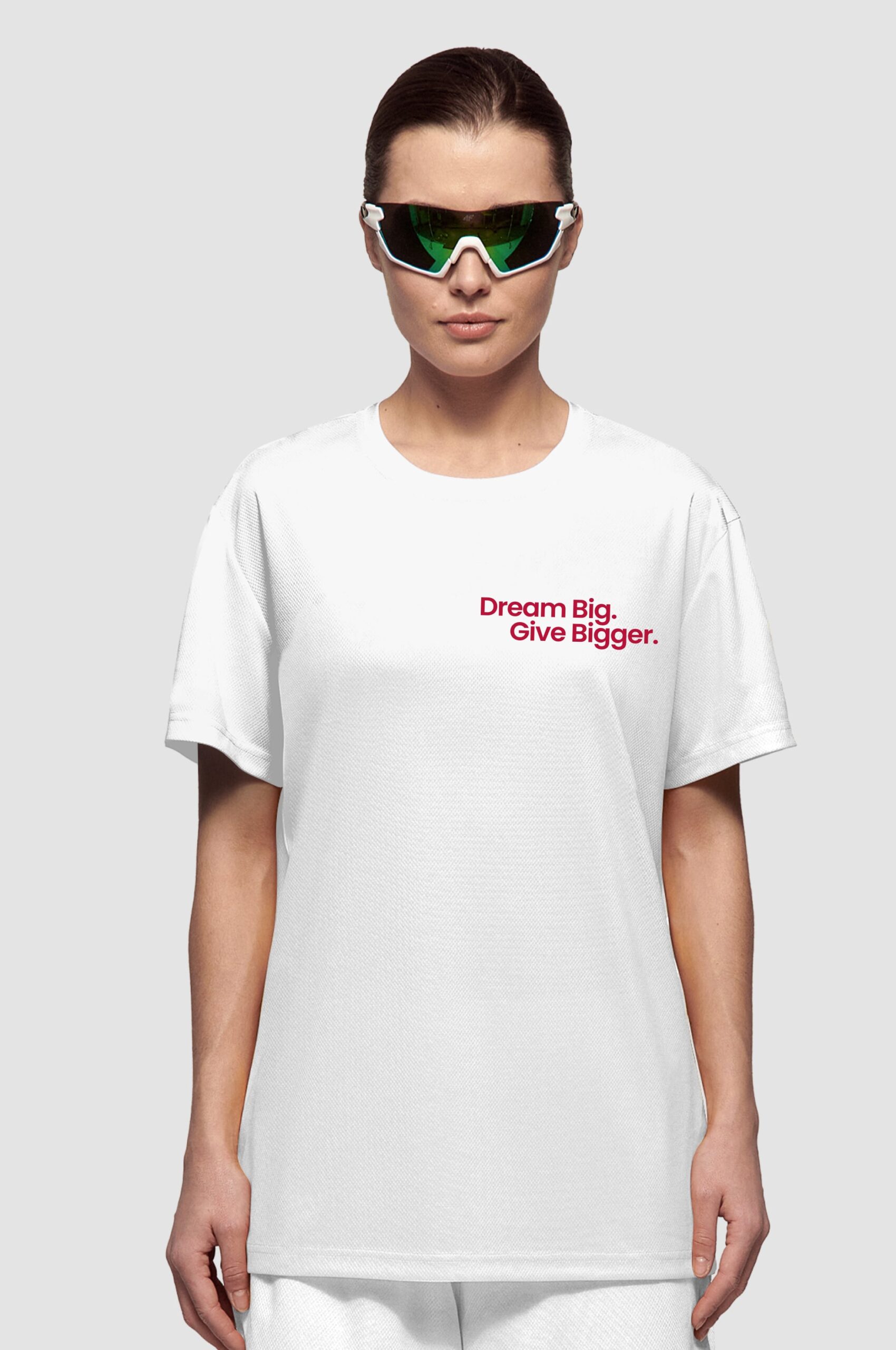 Regular-fit T-shirt is made of sport active mesh fabric of 170 gsm
