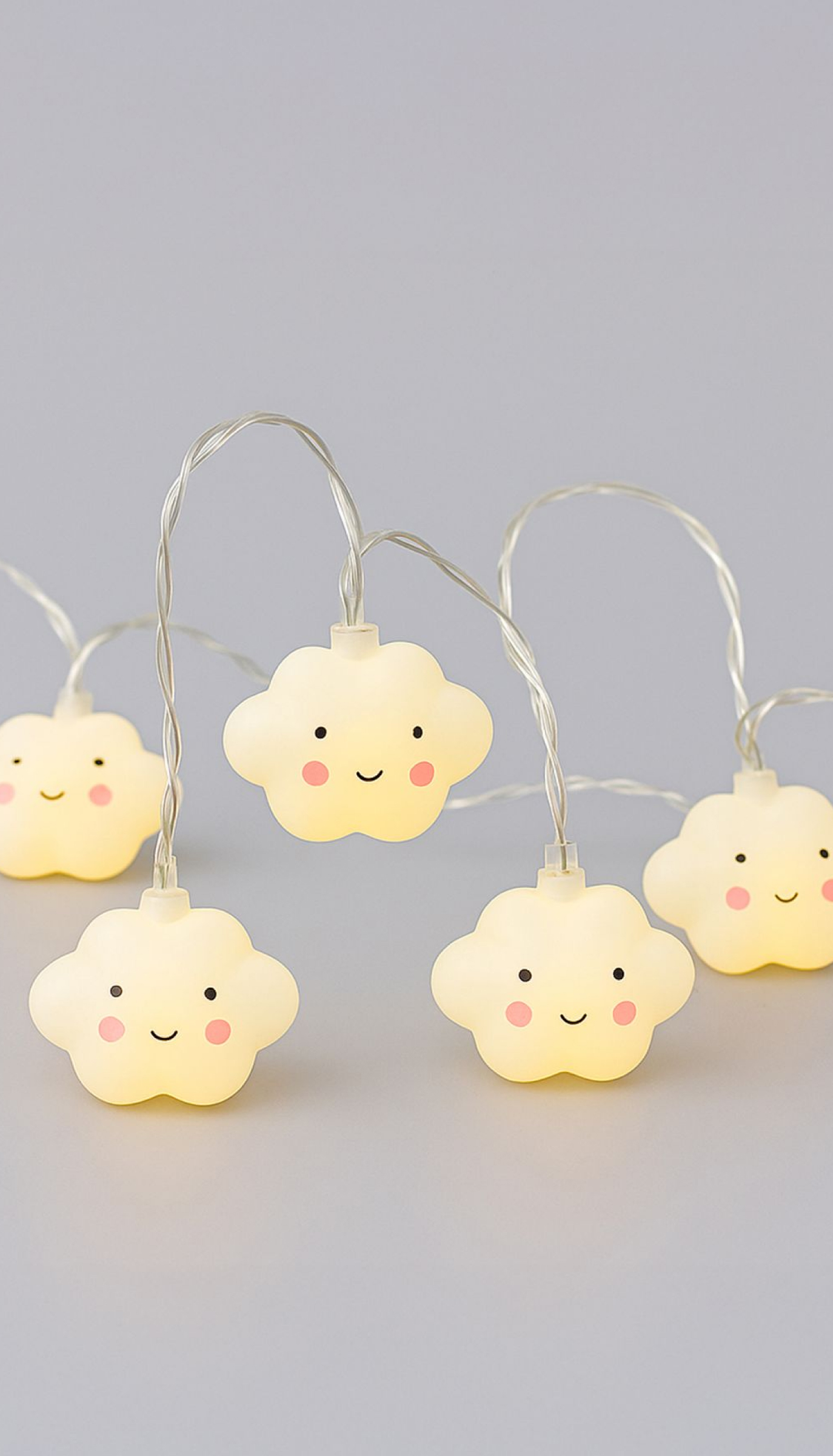 Cloud-shaped string lights for company Christmas party