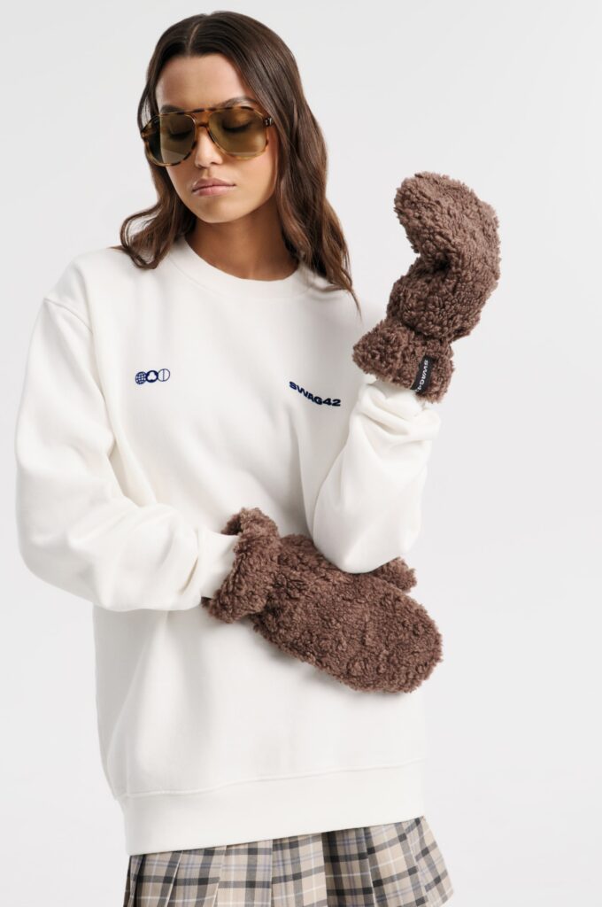 Branded teddy mittens
