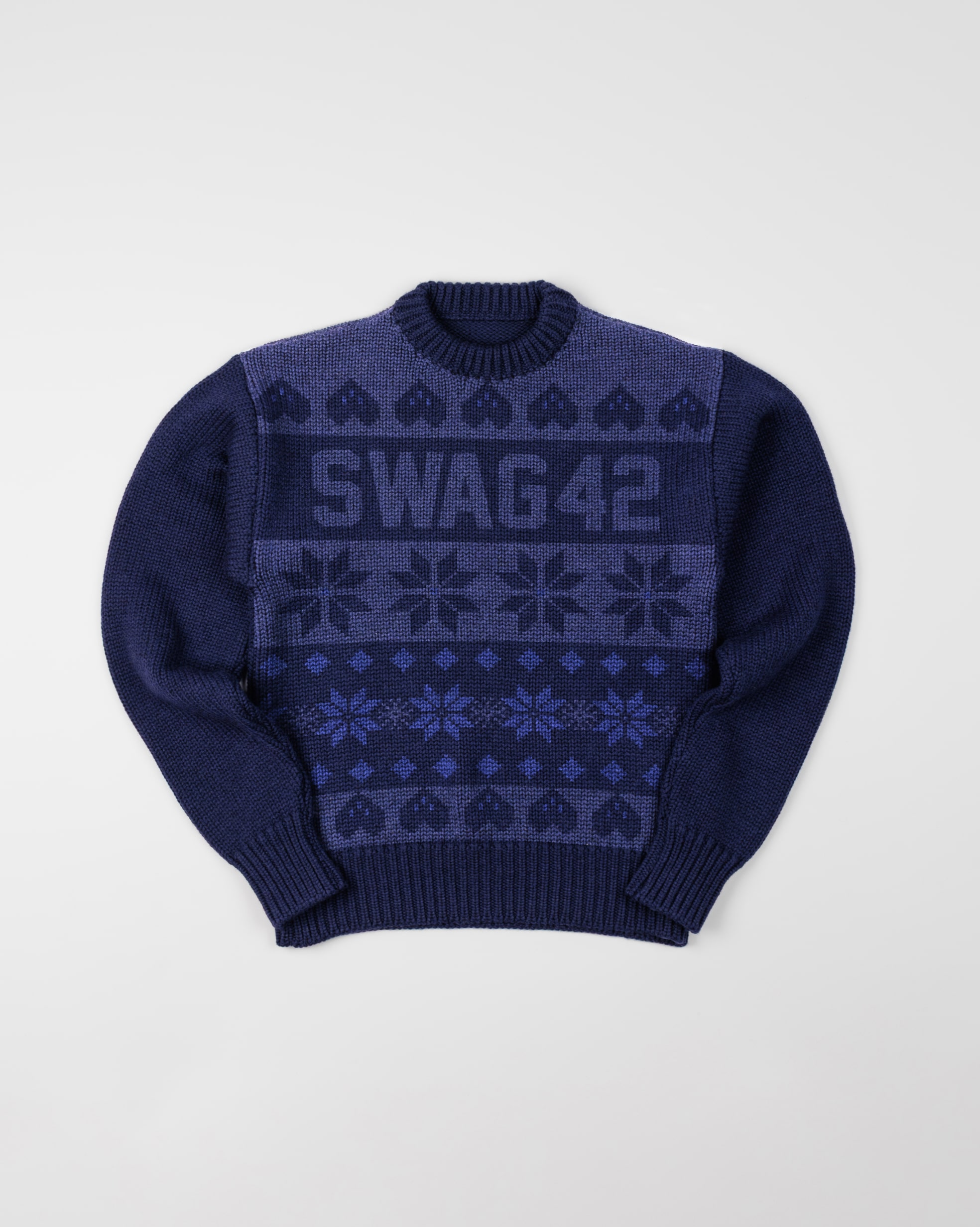 Corporate Christmas sweater for a  for a Christmas box 
