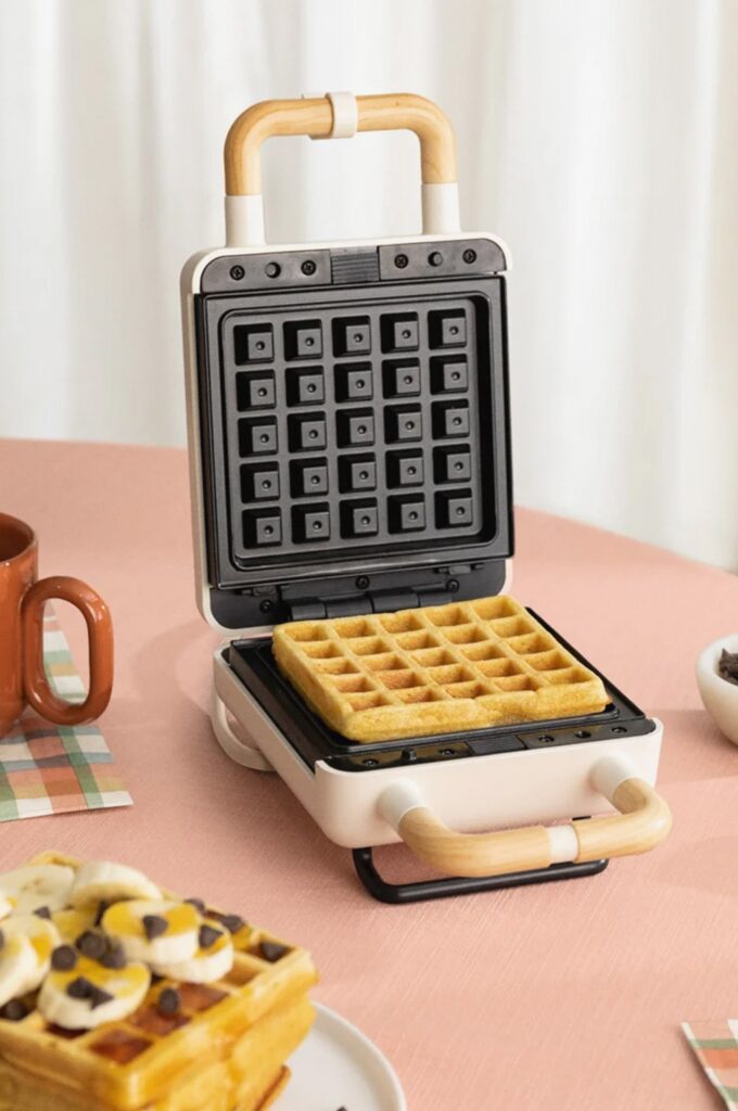 Waffle maker