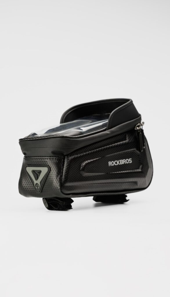 Smart cycling bag