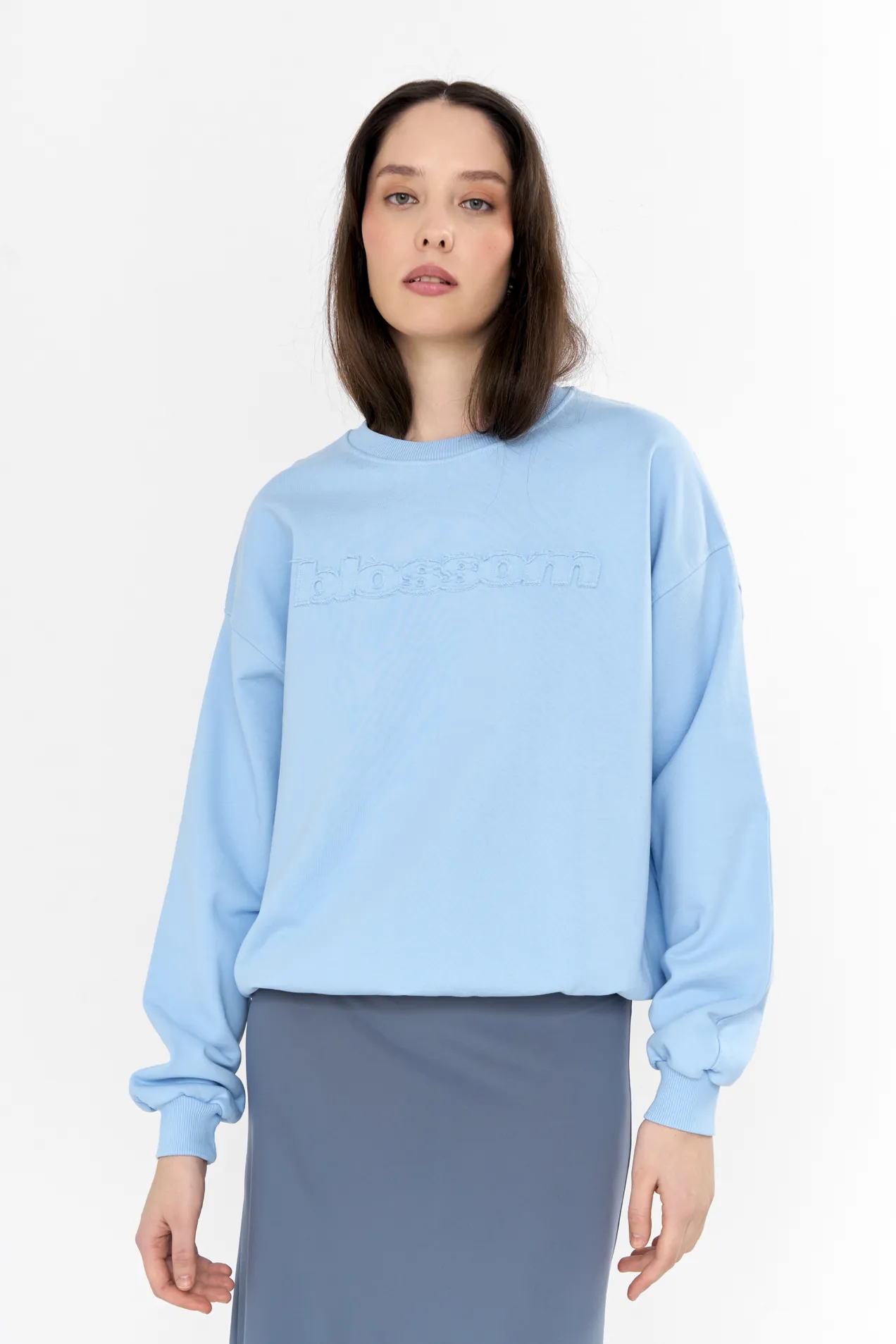 Custom corporate merch: baggy organic cotton sweatshirt by Swag42
