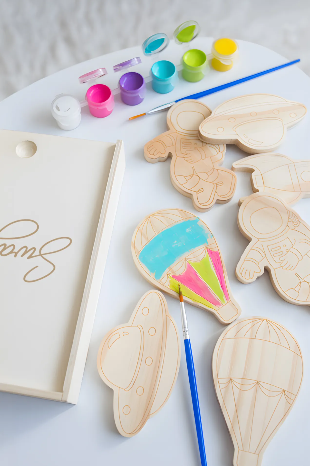 Priya wooden block painting set with paints and a brush